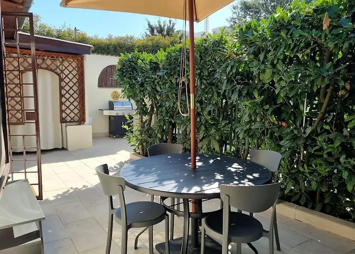 Relais Cassia - Parking, Wi-fi & Barbecue Дом отдыха Рим